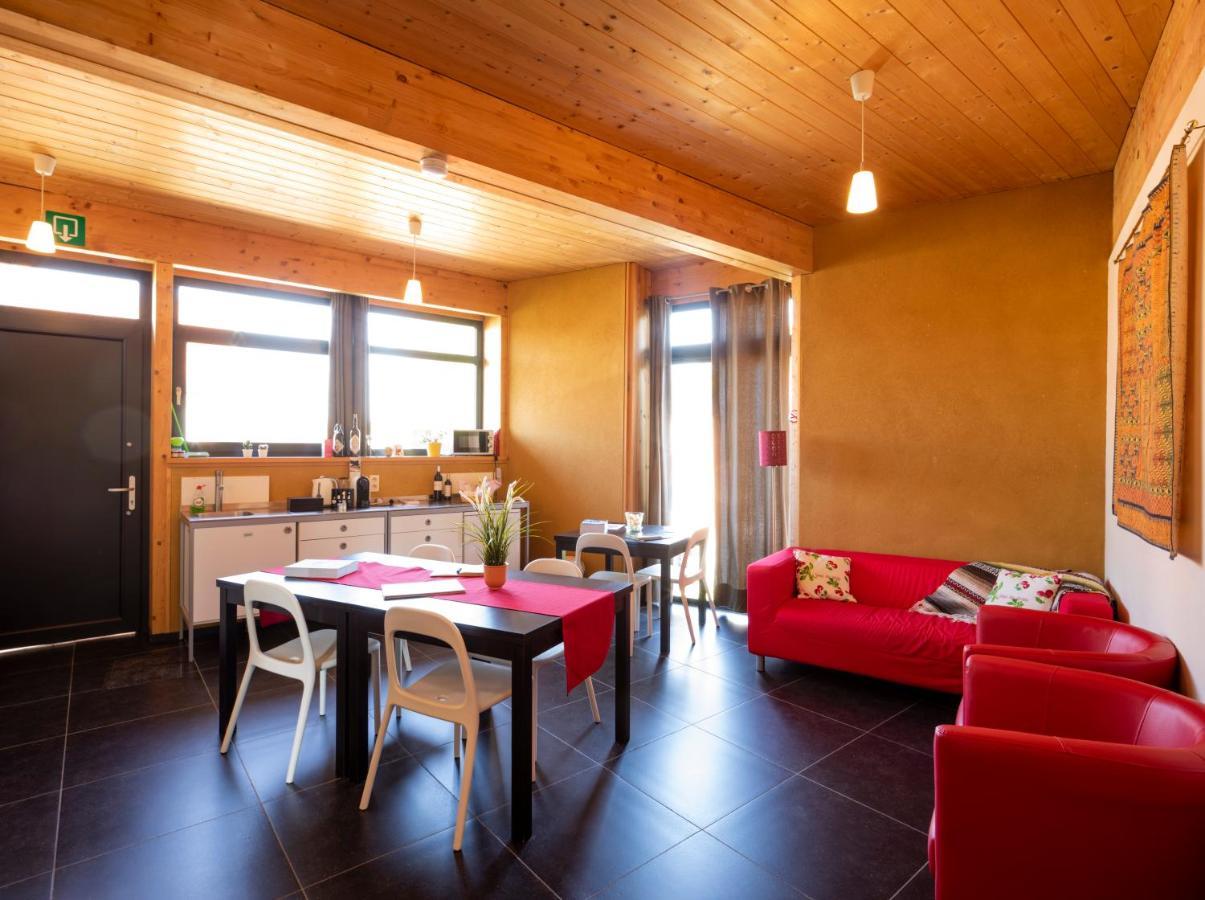 B&B Casa De Paja Sint-Truiden Eksteriør bilde